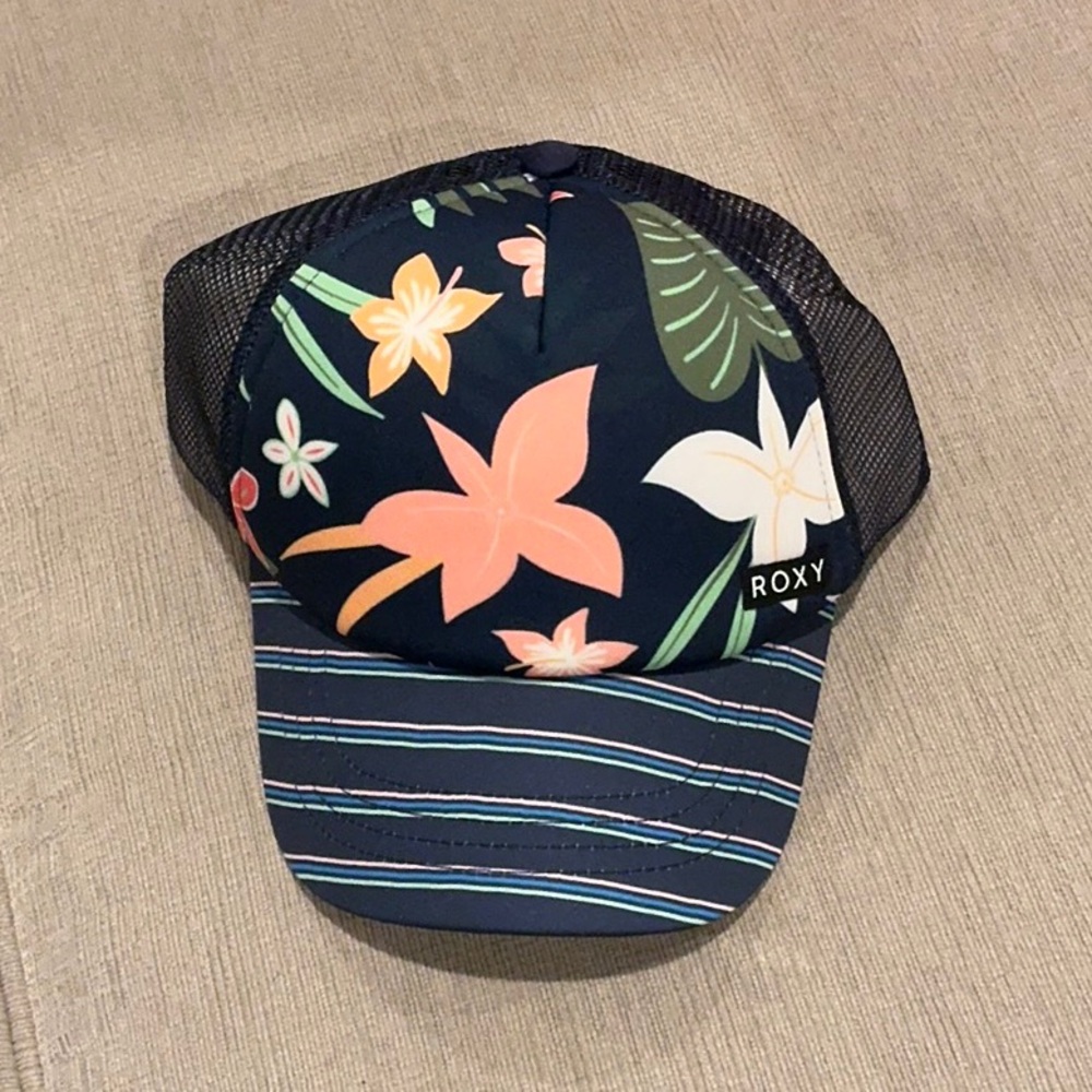 NWT - Roxy Kids Floral Hat - Navy